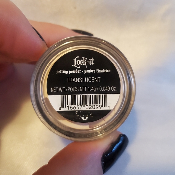 New Mini Travel Size KVD Beauty Setting Powder - Picture 1 of 3